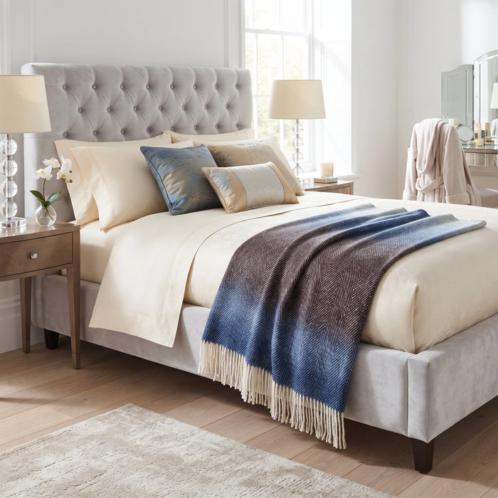 Manoria Wool Throw Blanket